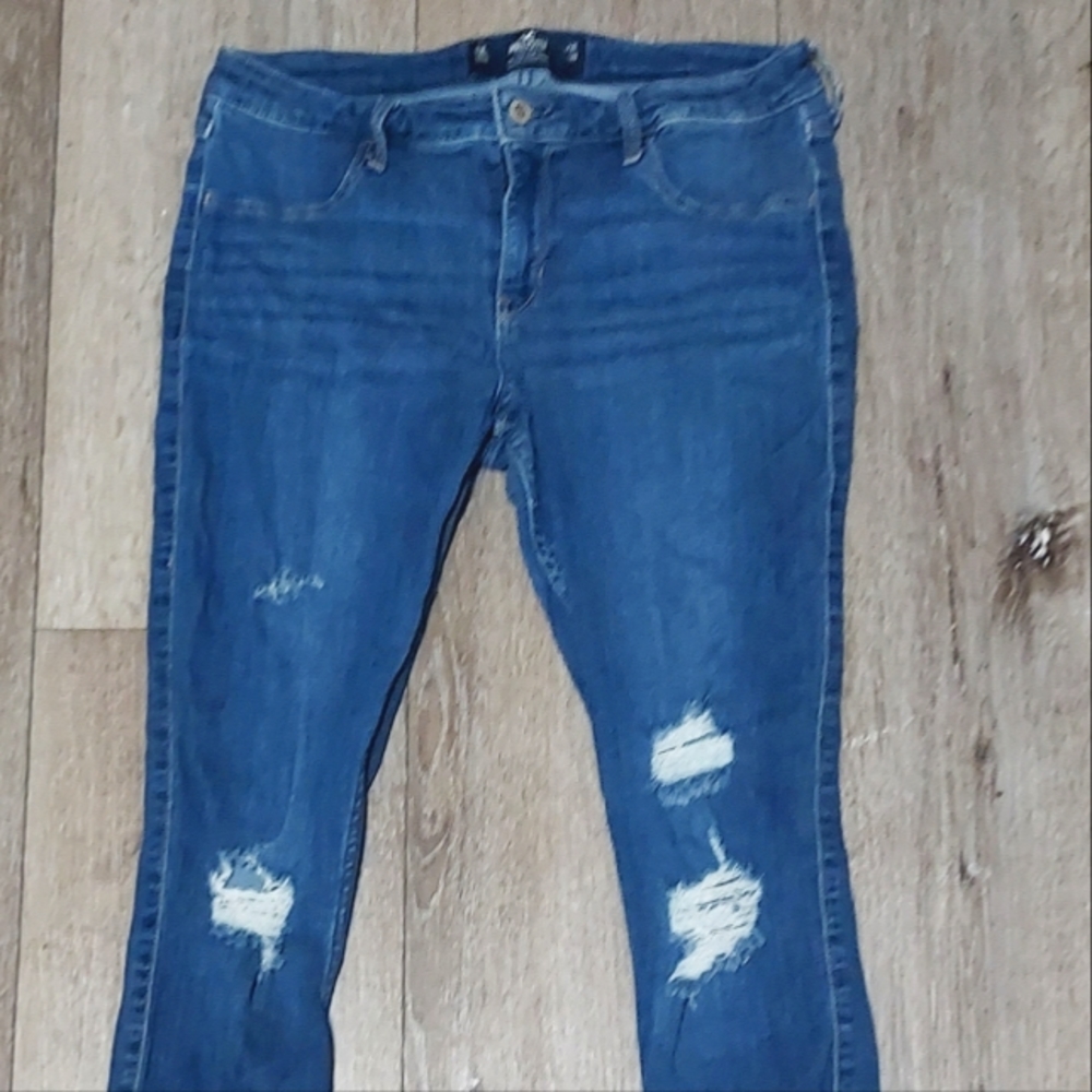 Hollister size 13 L WOMENS / JUNIORS Skinny Jeans